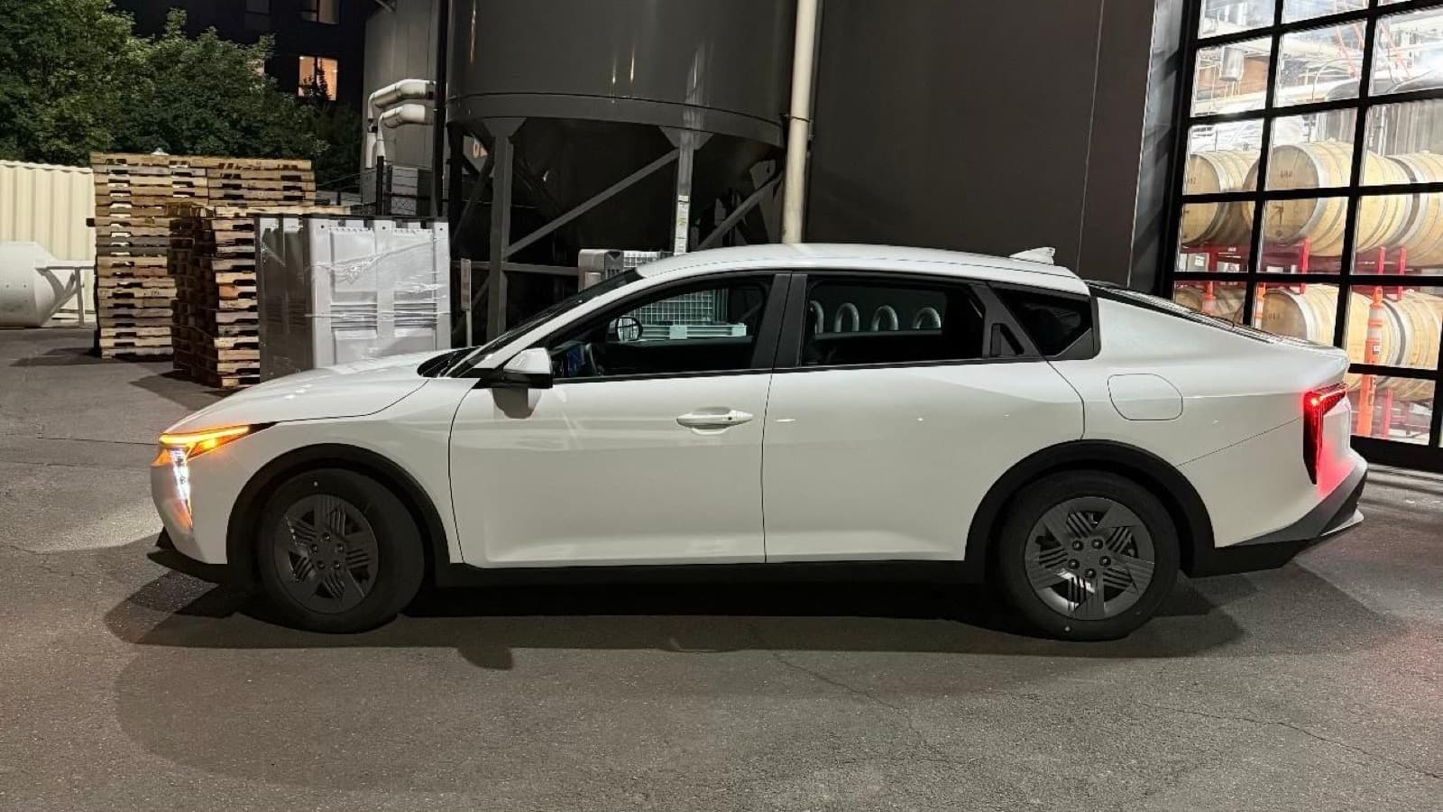 Kia K4 - Photo 4