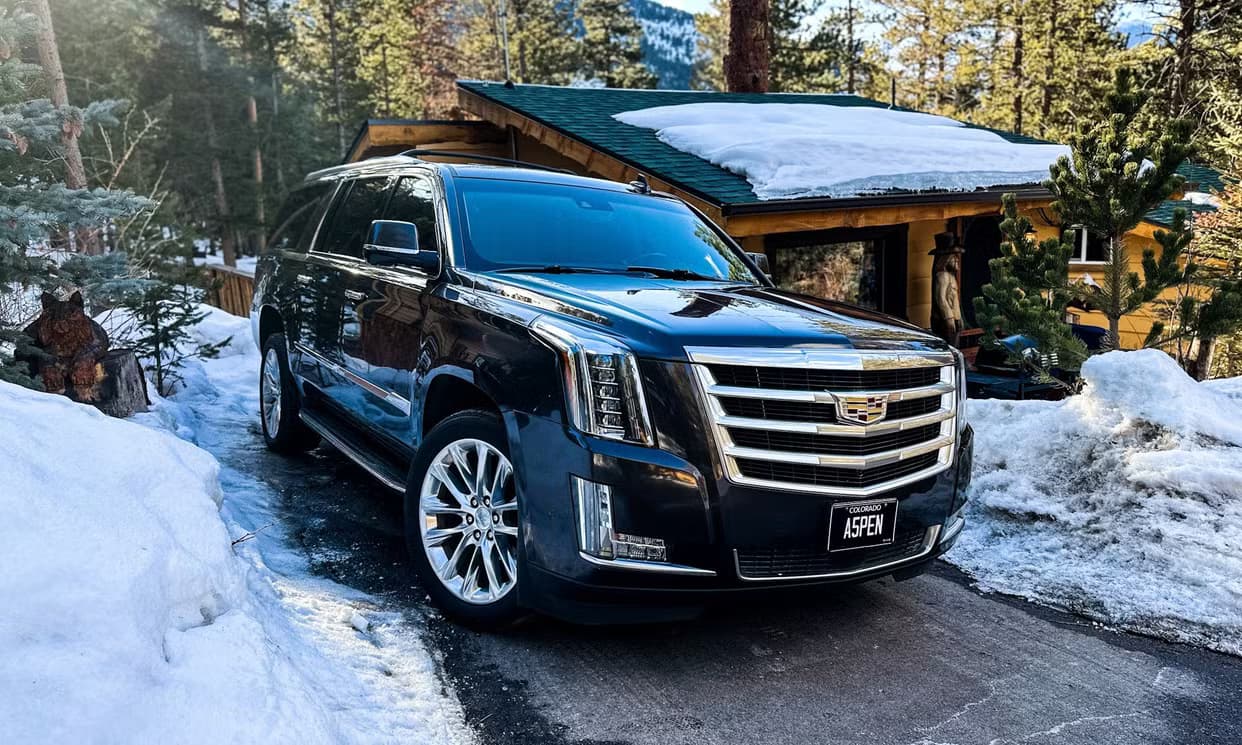 2017 CADILLAC ESCALADE ESV
