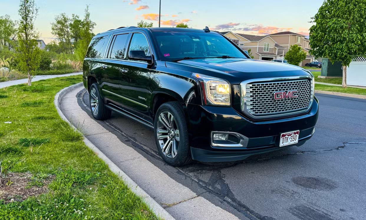 GMC YUKON XL - Photo 9