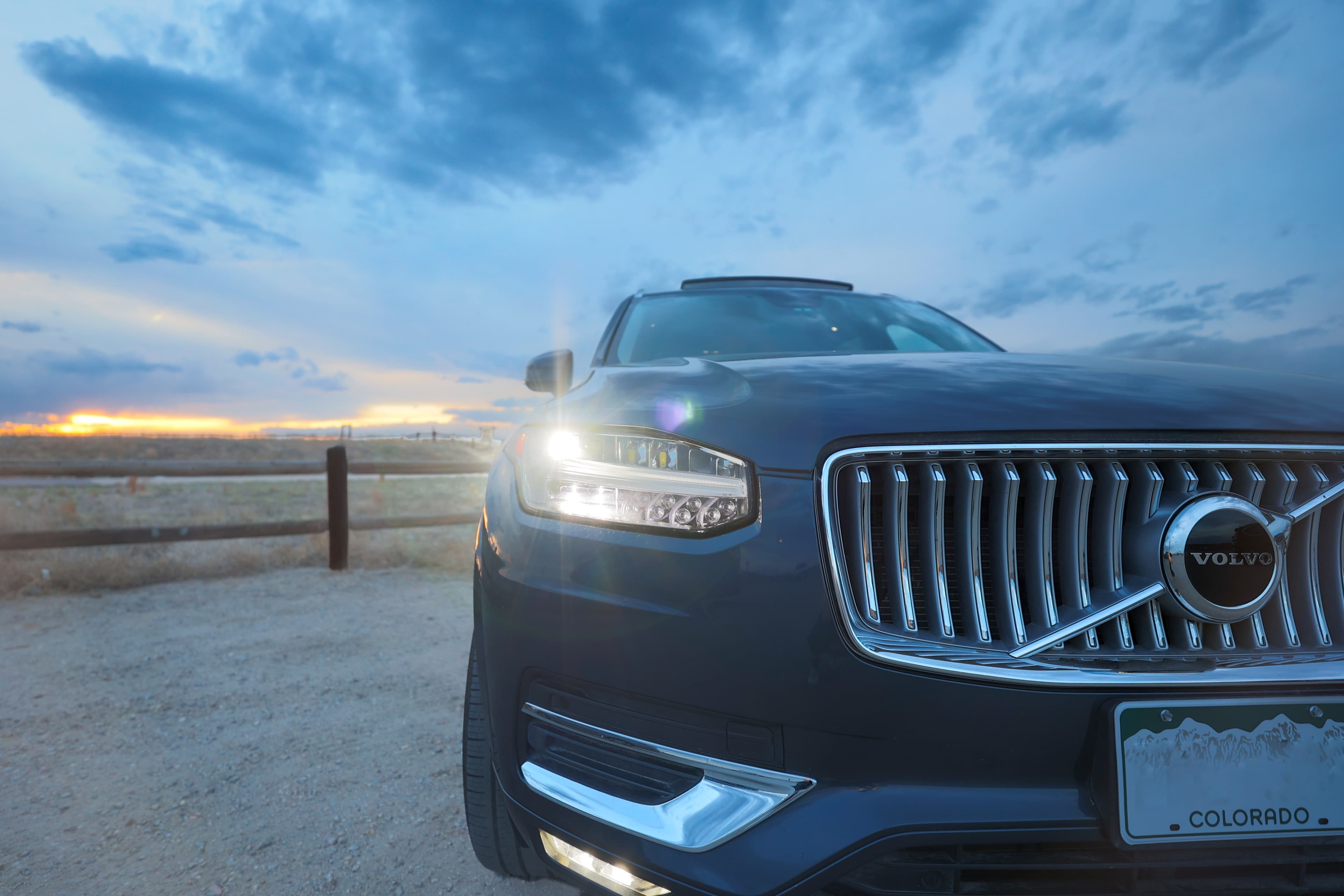 VOLVO XC-90 - Photo 2