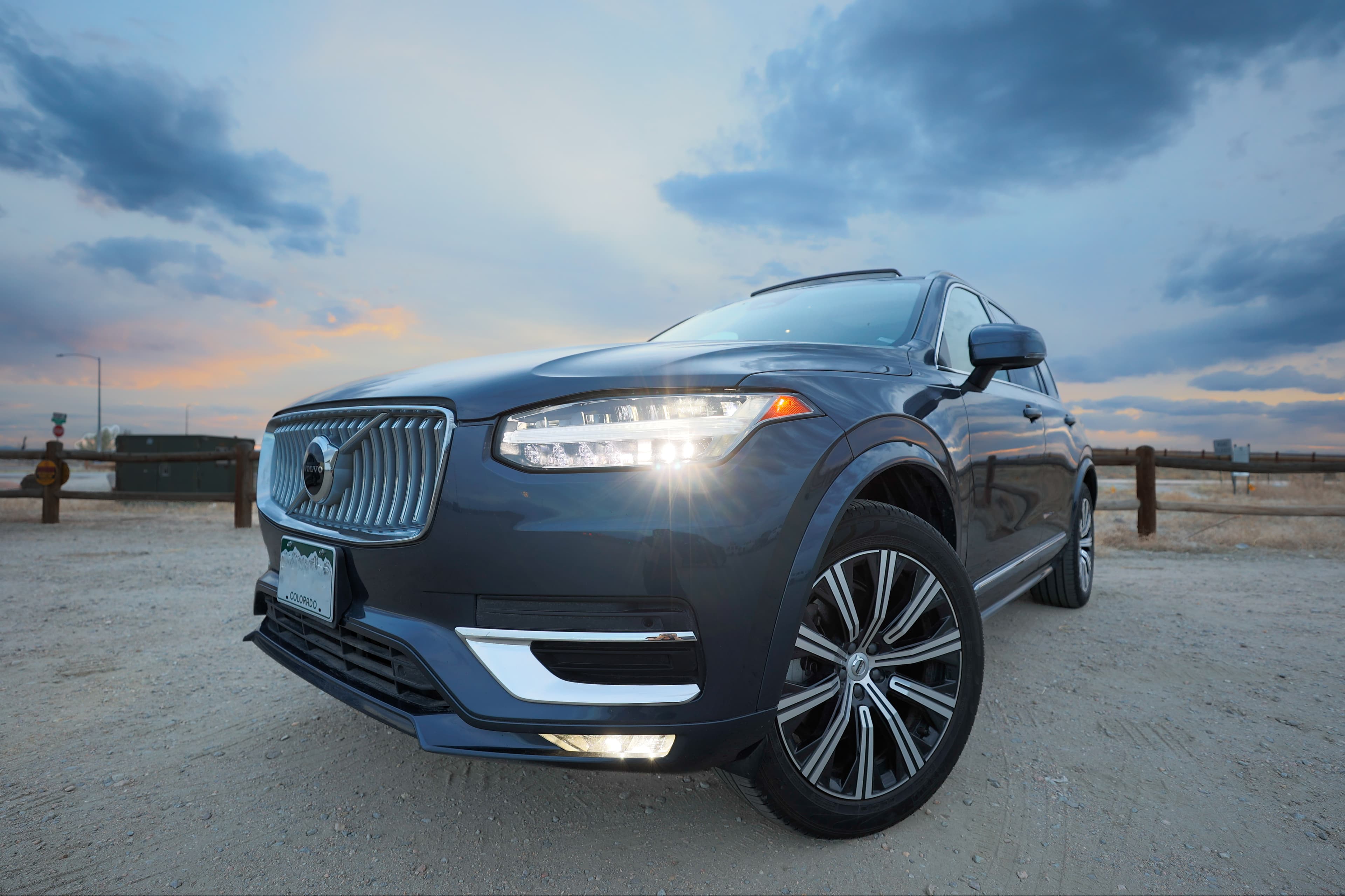 VOLVO XC-90 - Photo 3