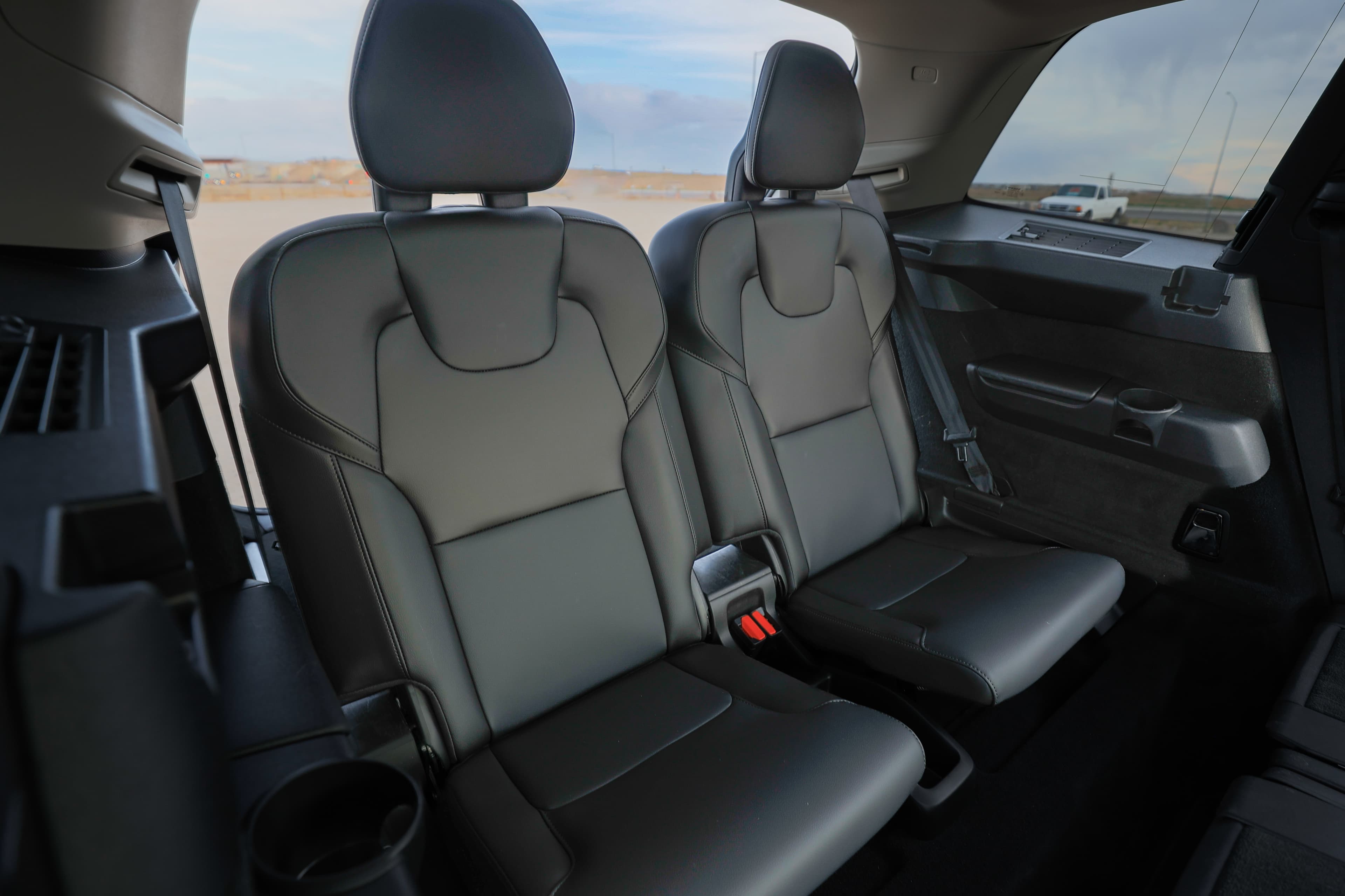 VOLVO XC-90 - Photo 15