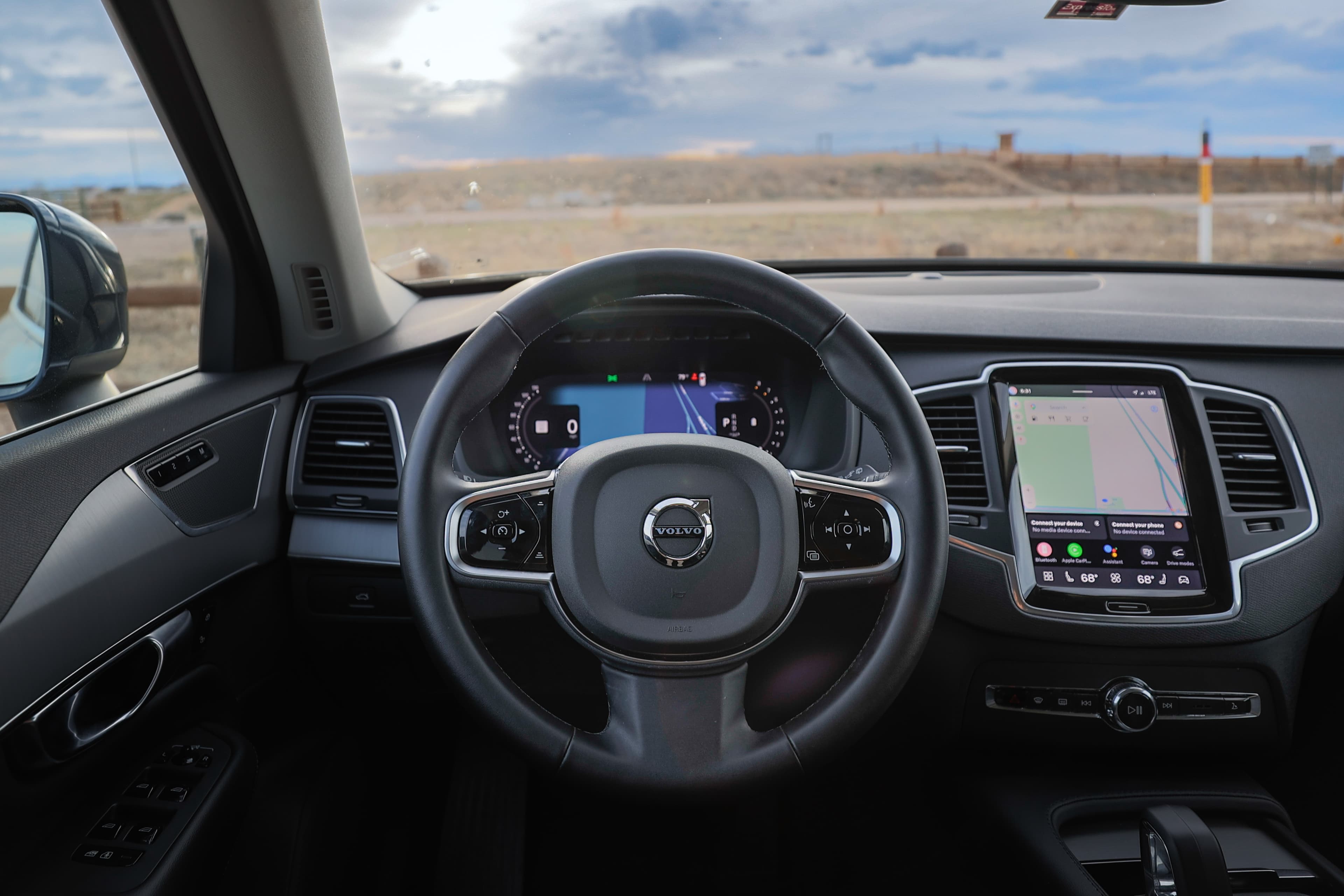 VOLVO XC-90 - Photo 19